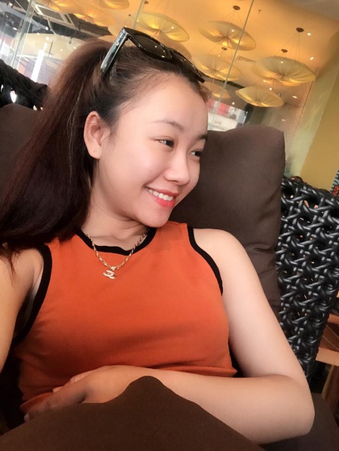 Tam giam hotgirl dung roi dien cuop 10 trieu de tieu xai-Hinh-2